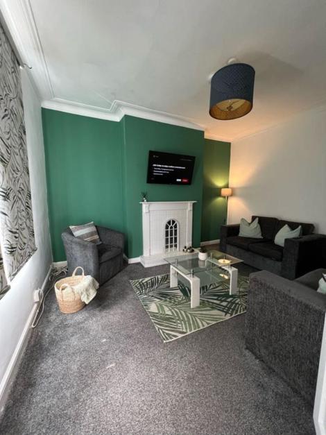 Moorfield Street Guesthouse リーズ エクステリア 写真